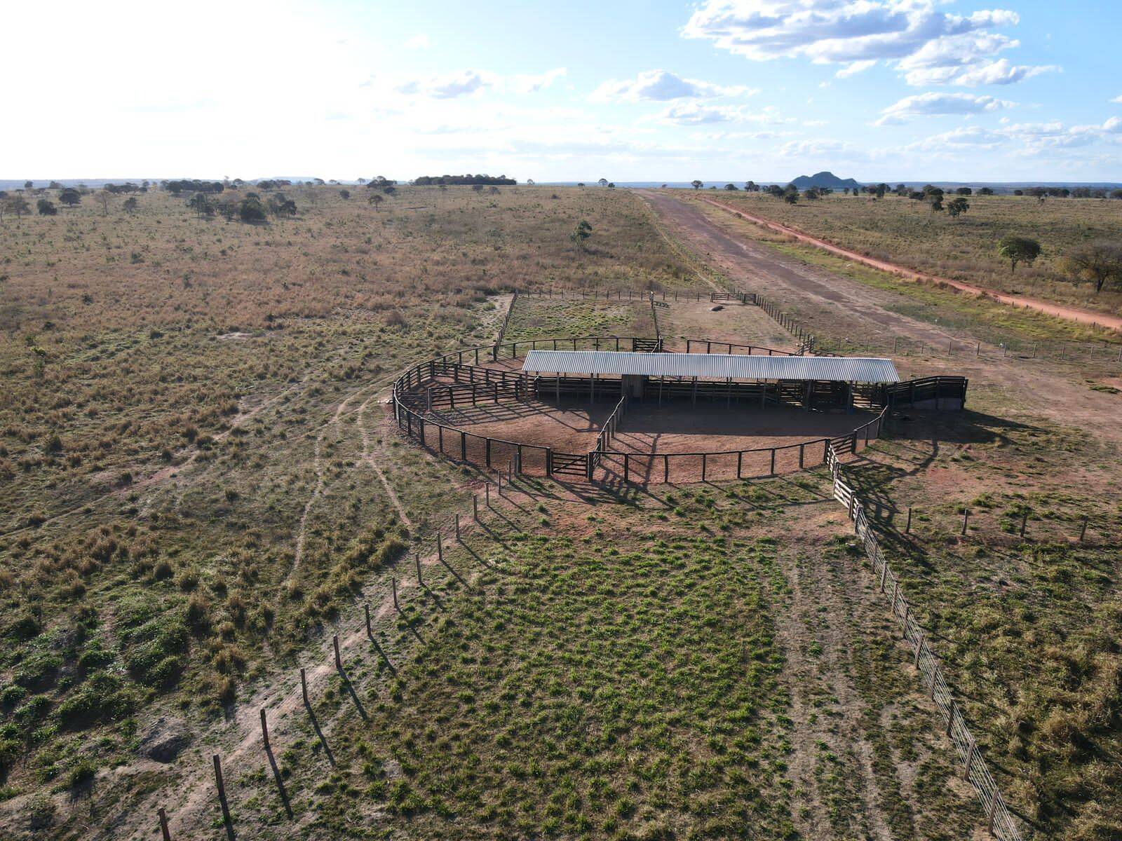 Terreno à venda, 4200m² - Foto 9